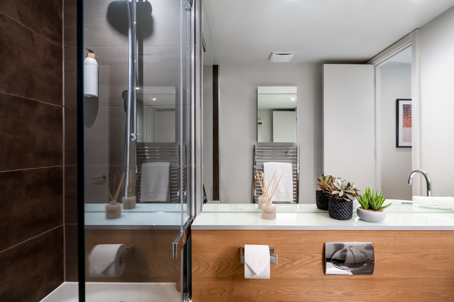 Your-Apartment-Tower-of-London-Executive-1-Bedroom-Apartment-Botolph-12