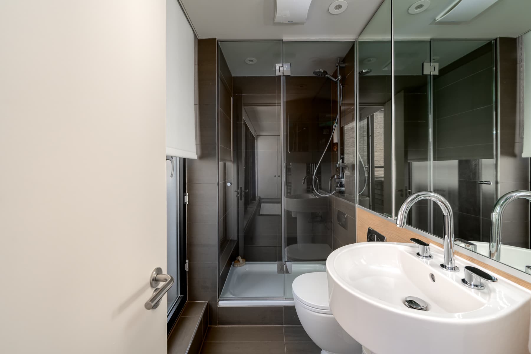 Your-Apartment-Tower-of-London-Studio-8