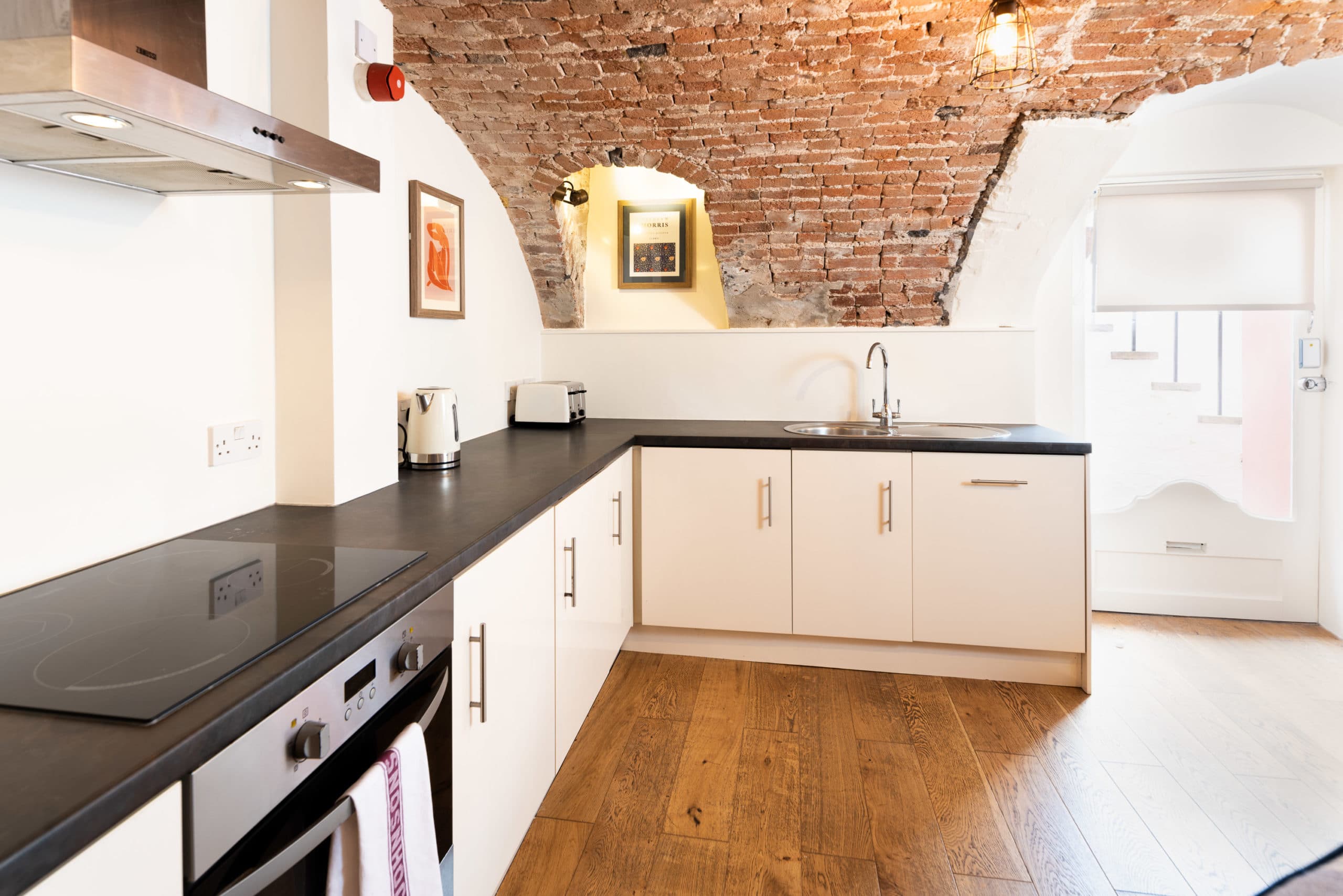 Yr-Apmts-Redcliffe-Parade-West-139-Edit-scaled