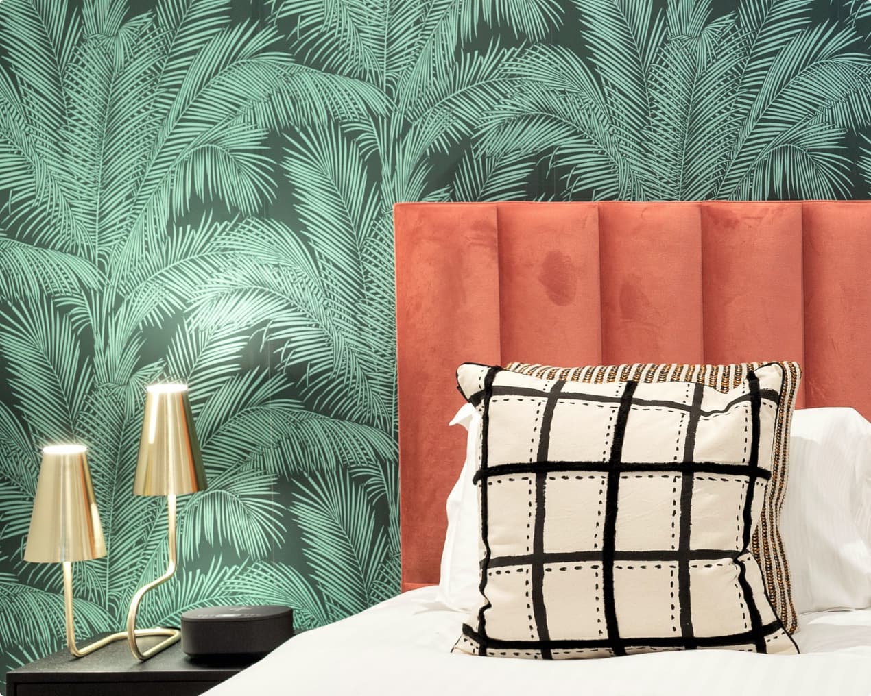 aimie_neighbour___img_7435_1