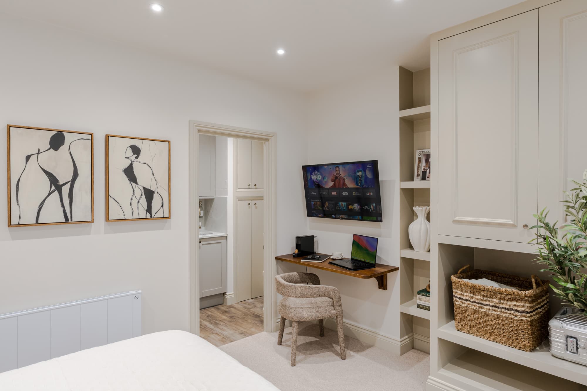 Serviced Apartments near Earl's Court12