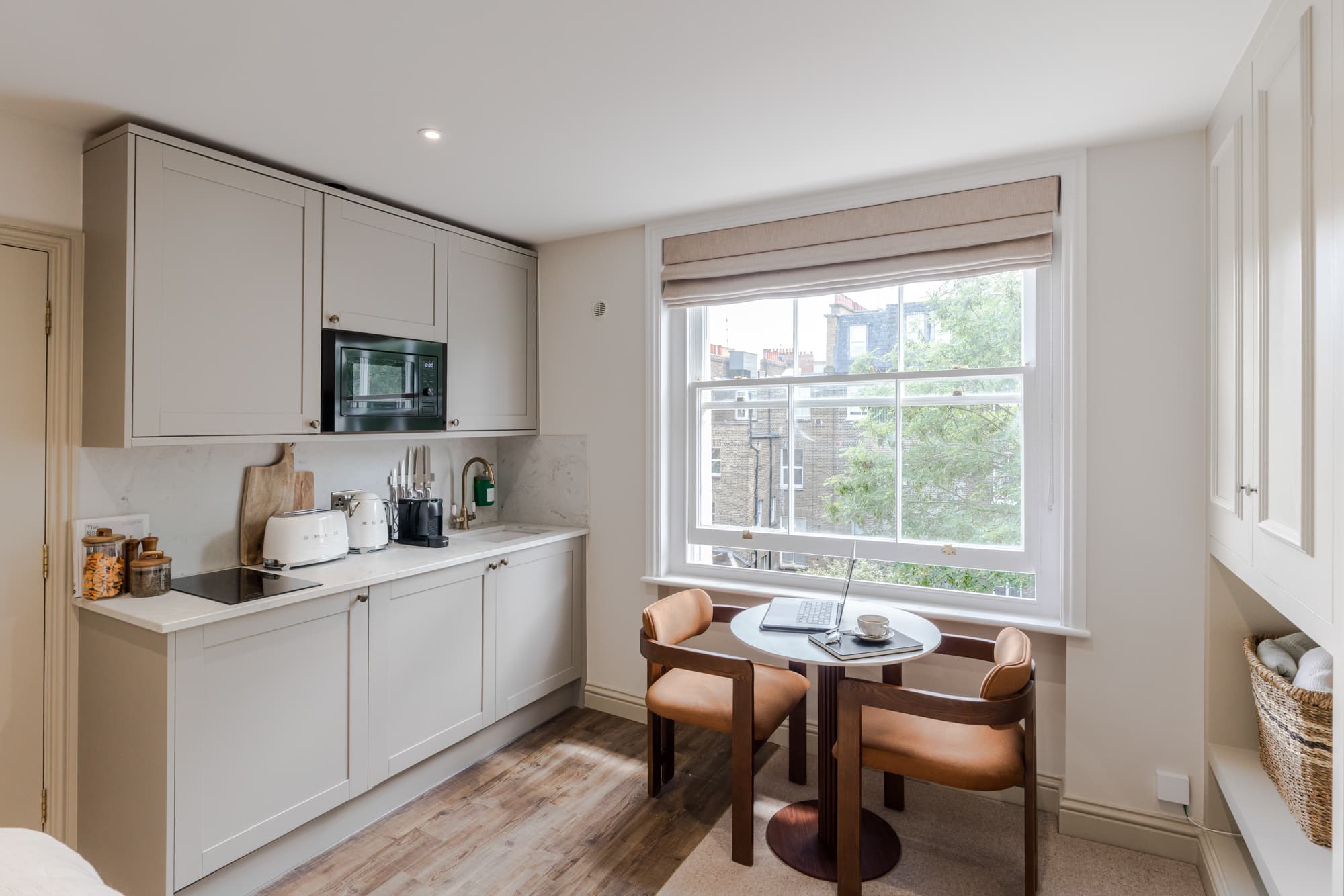 Your Apartment Earl's Court Serviced Apartments