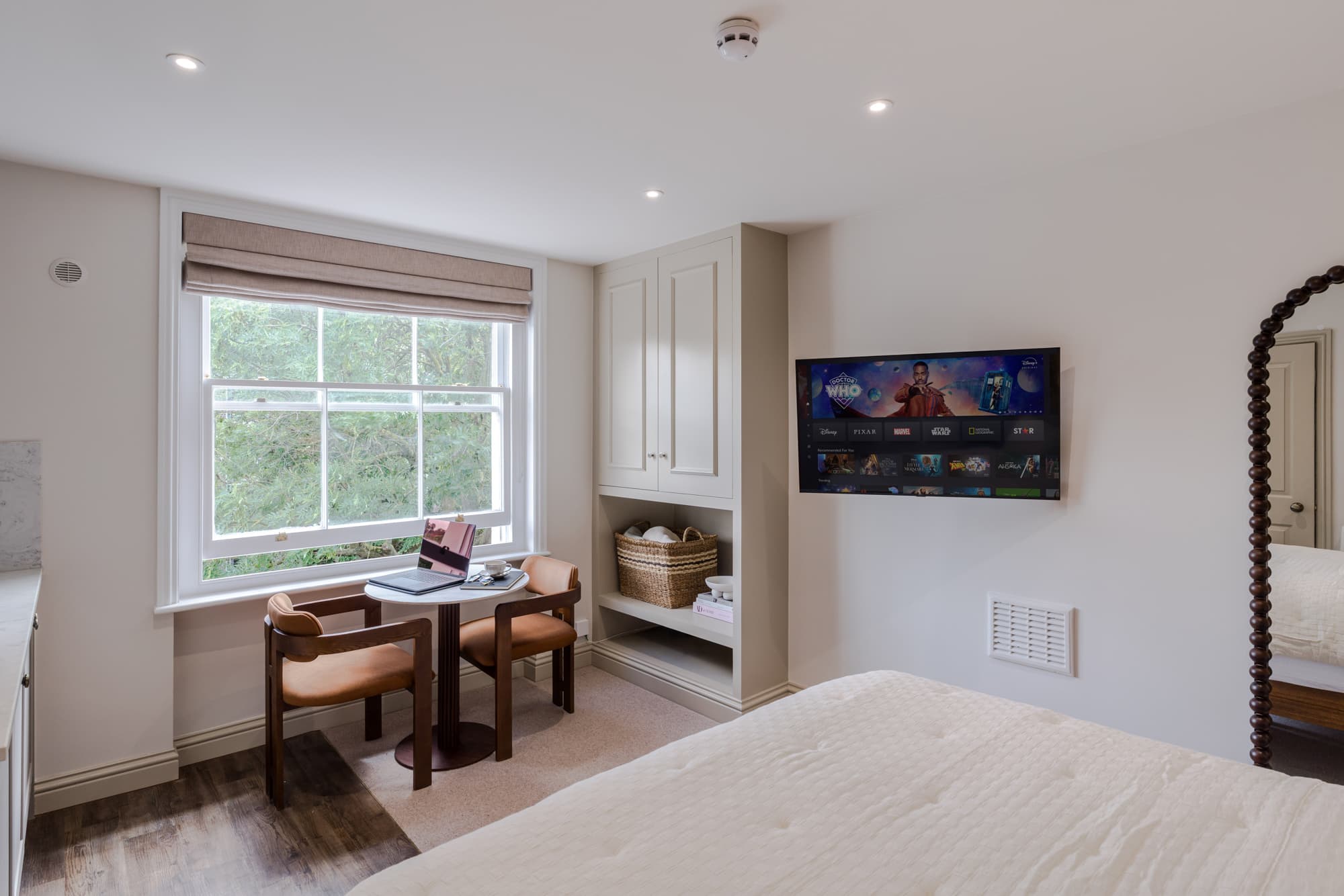 Your Apartment Earl's Court Serviced Apartments