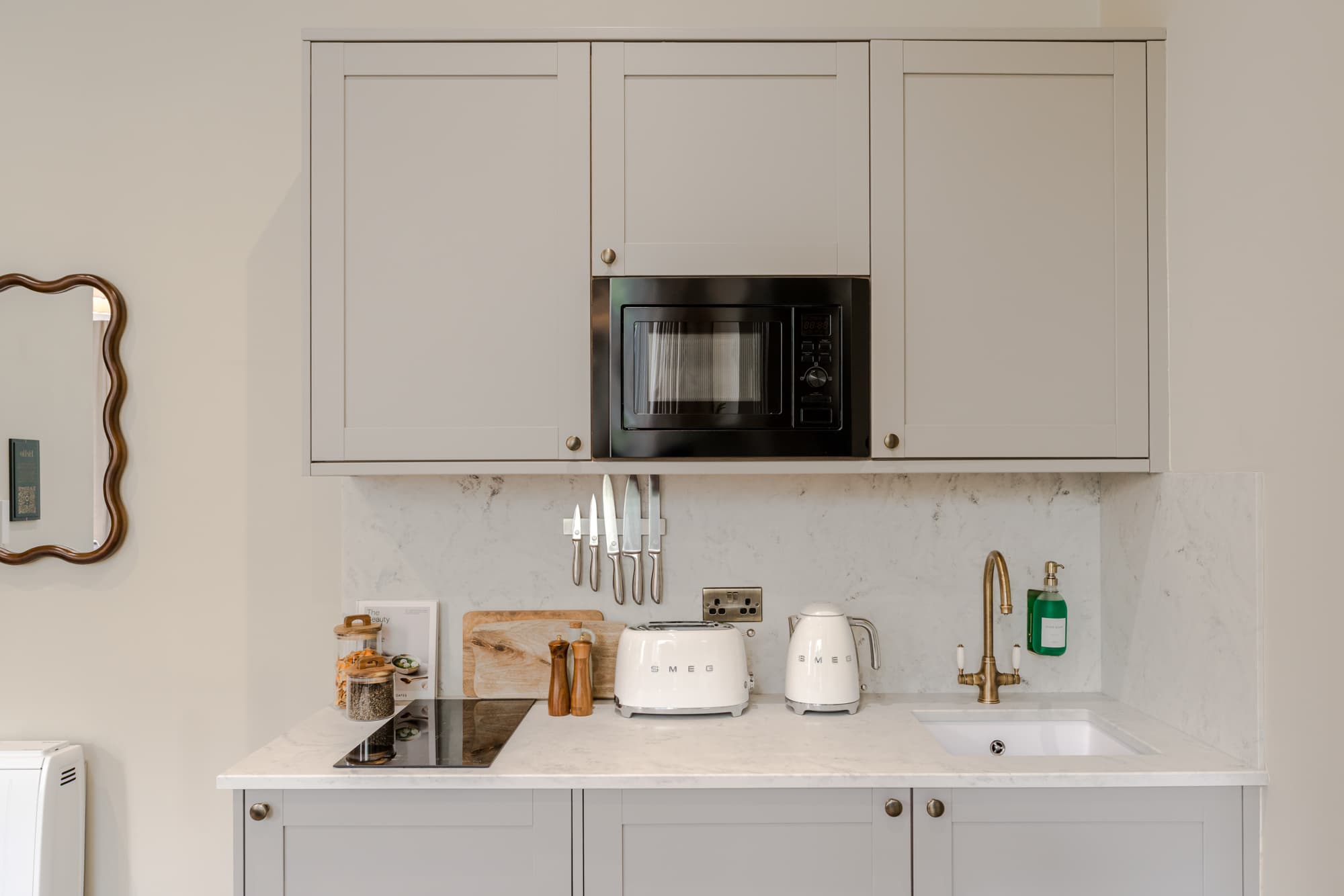 Studio Apartments in Earl's Court