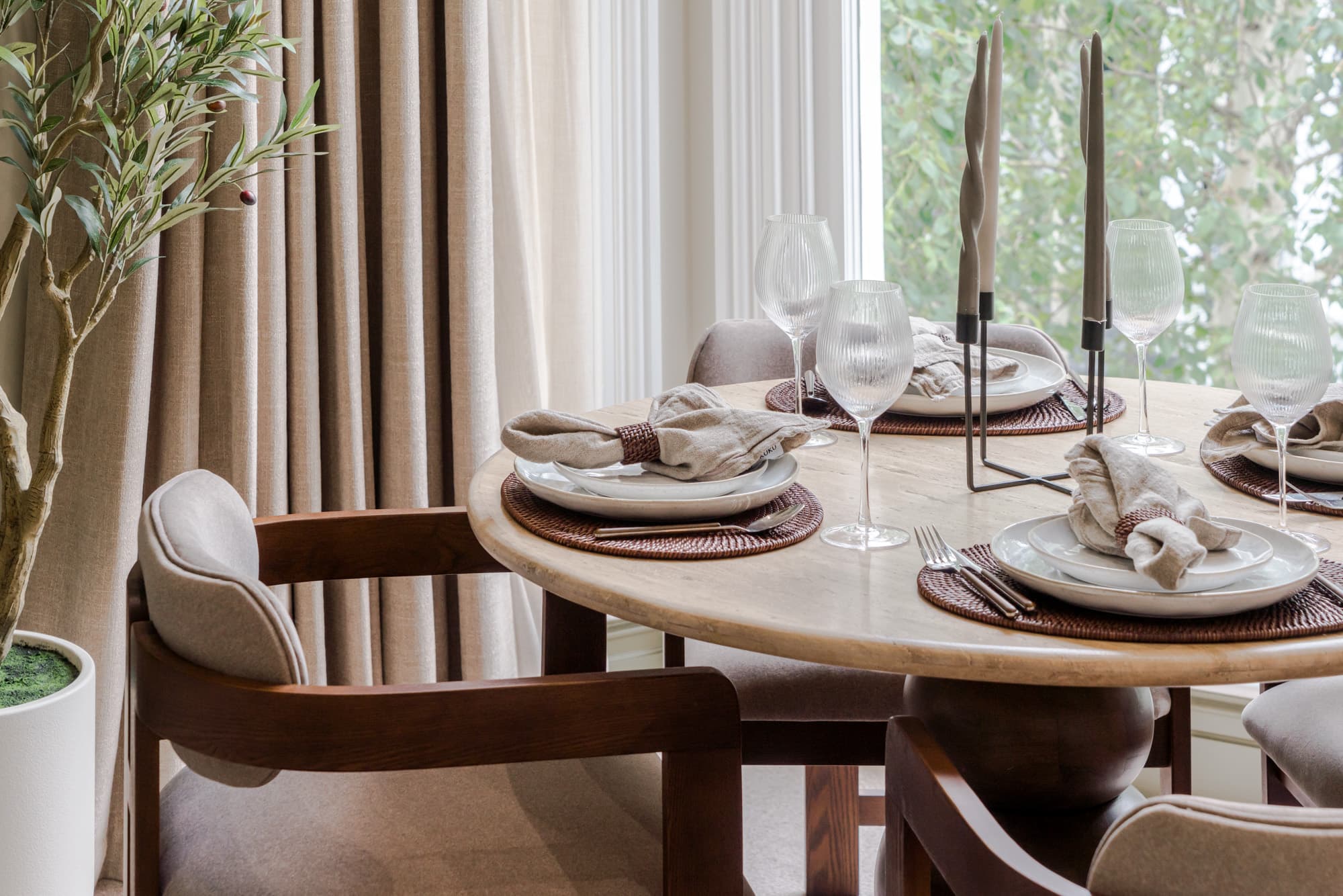 Studio Apartments in Earl's Court