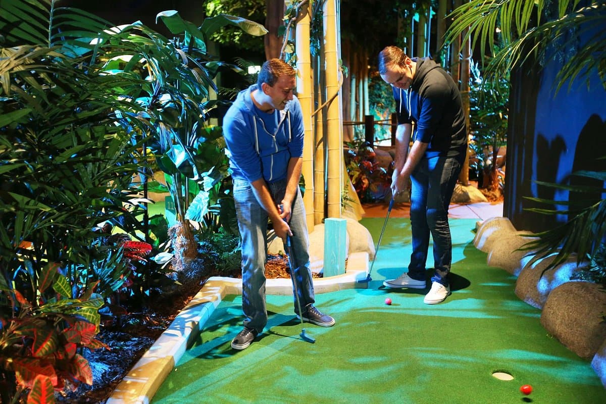 treetop-adventure-golf-2