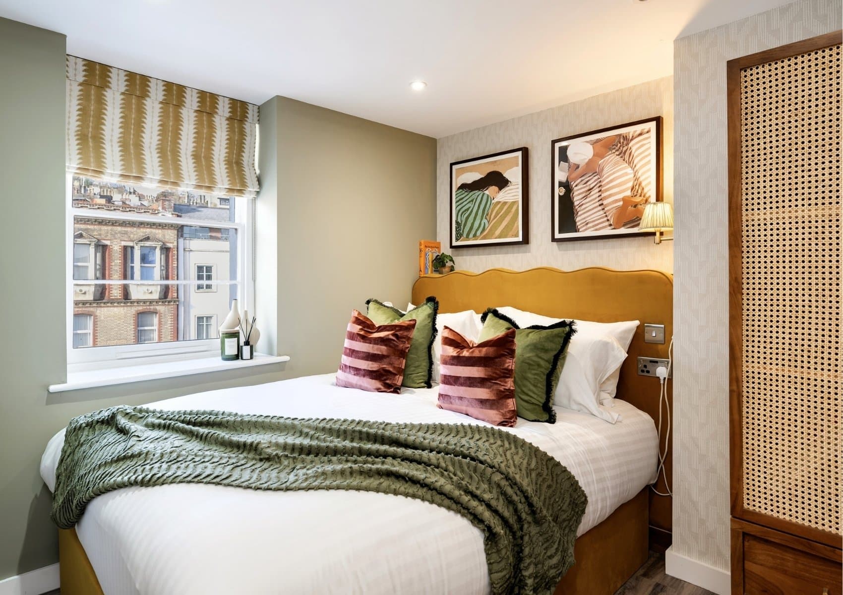 5 Budget Friendly Stays in Bristol Guide