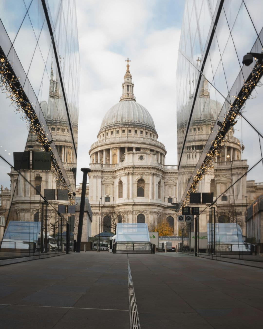 St Paul's Generic