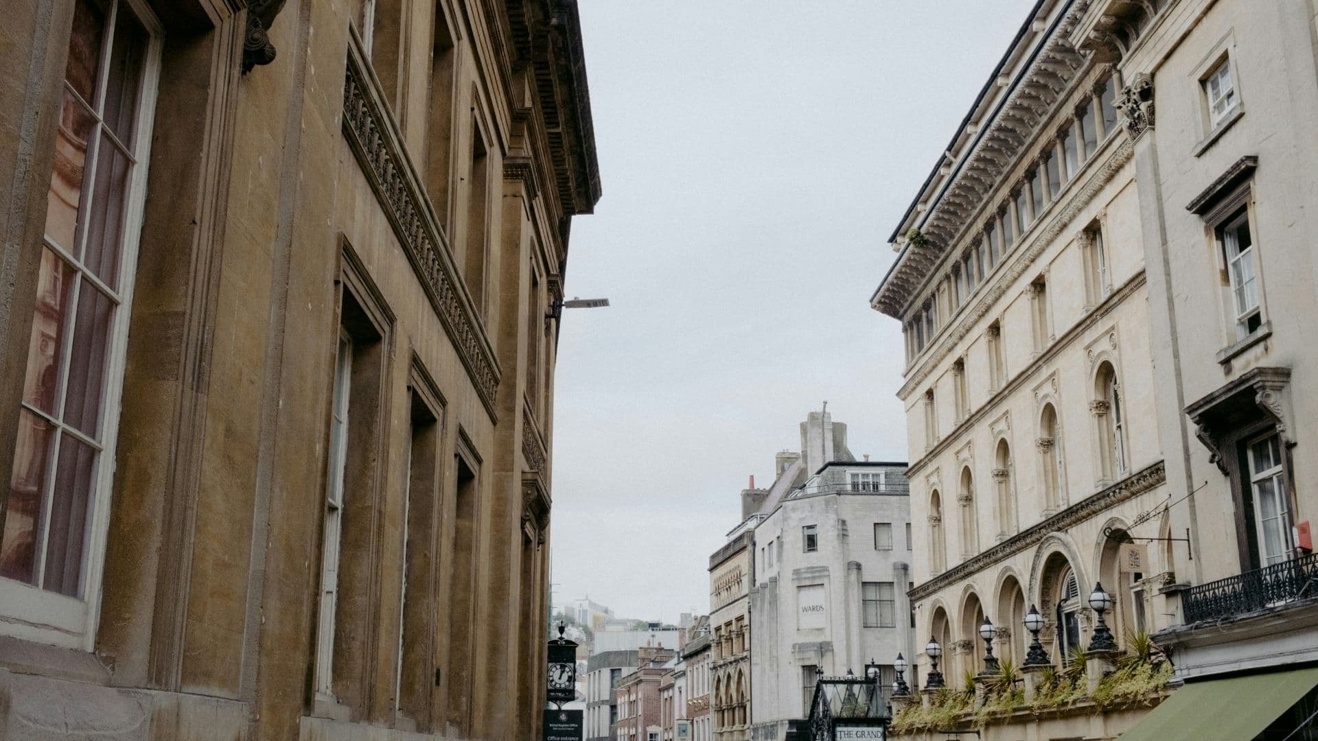 Banking & Financial Services Accommodation Bristol