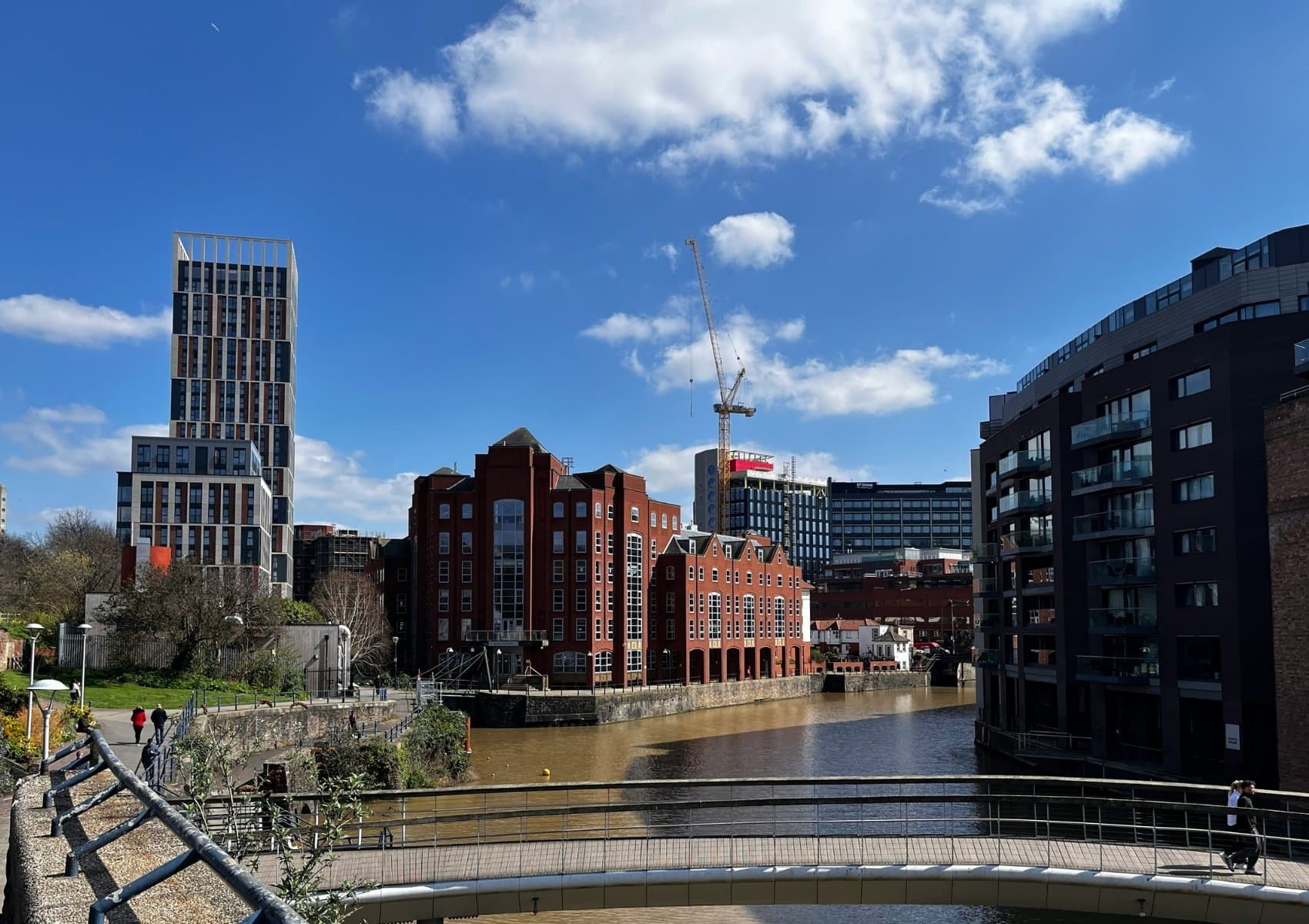 Bristol Film Crew Accommodation: Serviced Apartments Built for Production