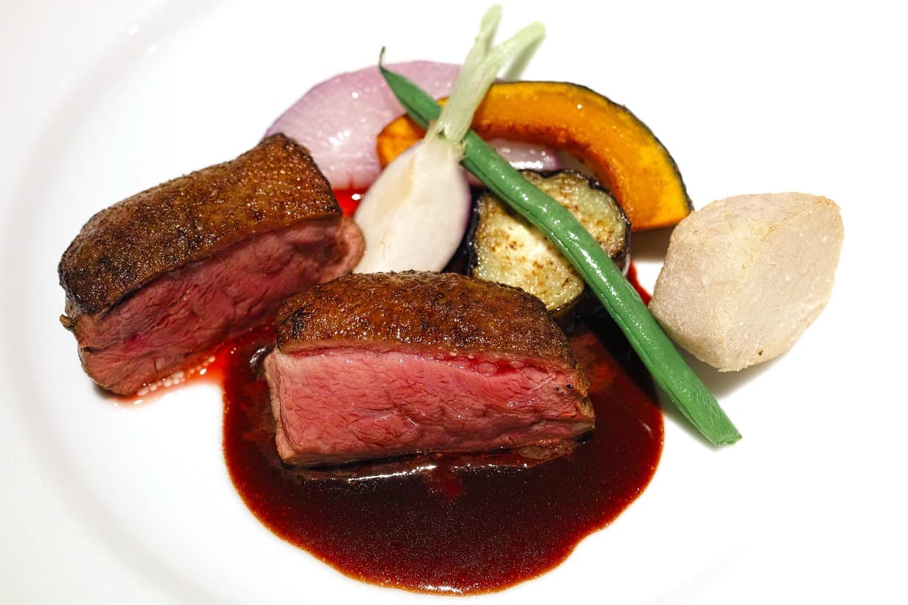 restaurant-1819034_1280