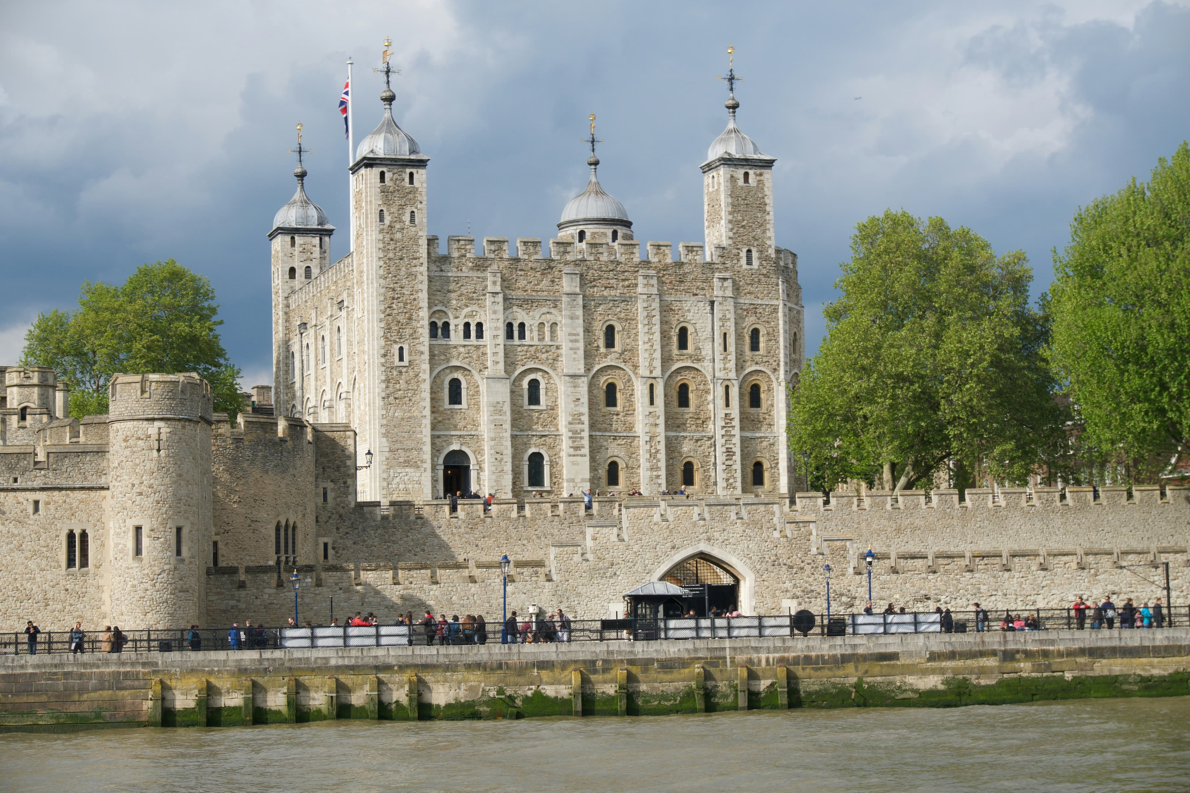 tower of london serviced apartments