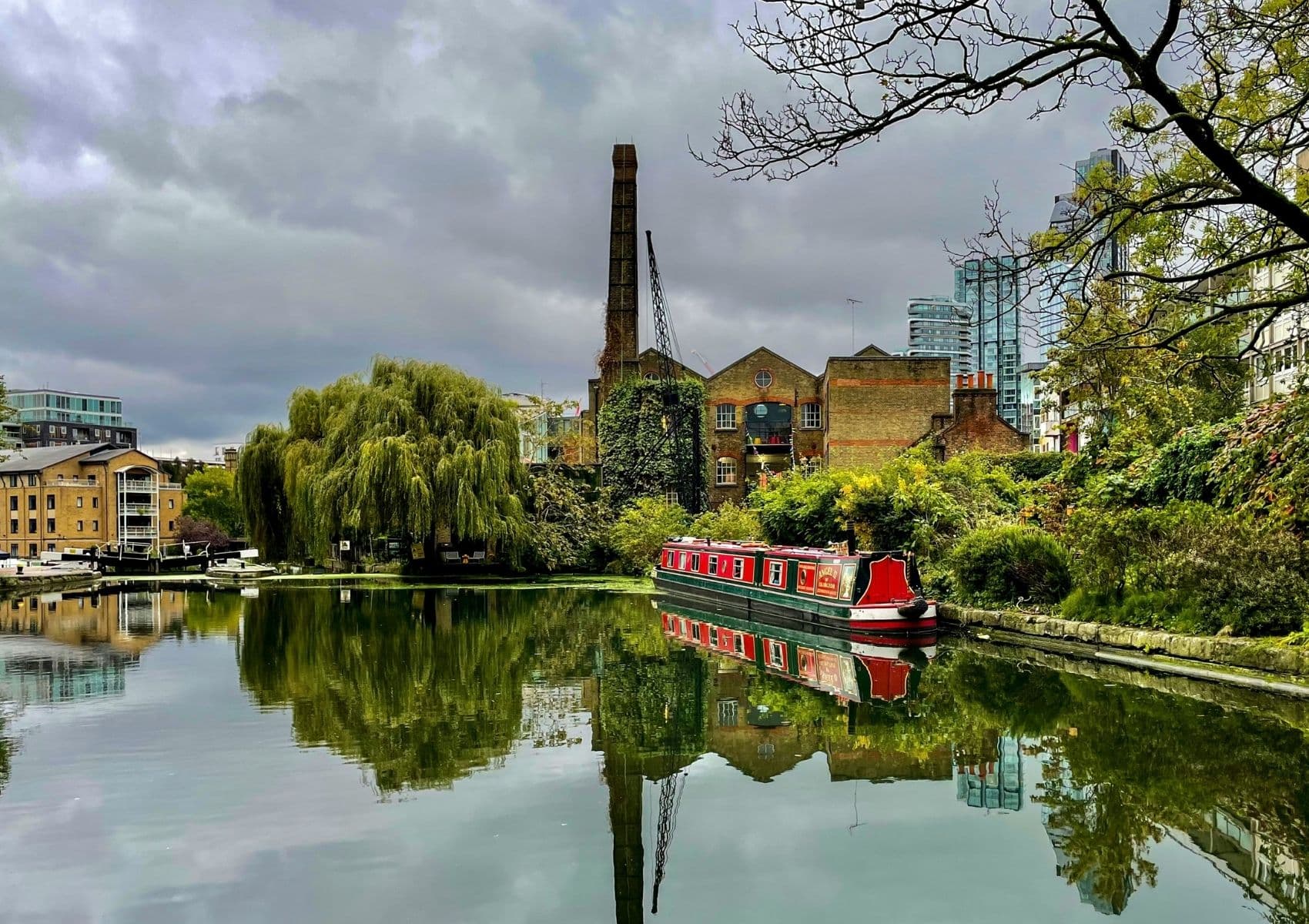 Where to Stay Near UAL: A Guide to King's Cross, Islington and Bloomsbury