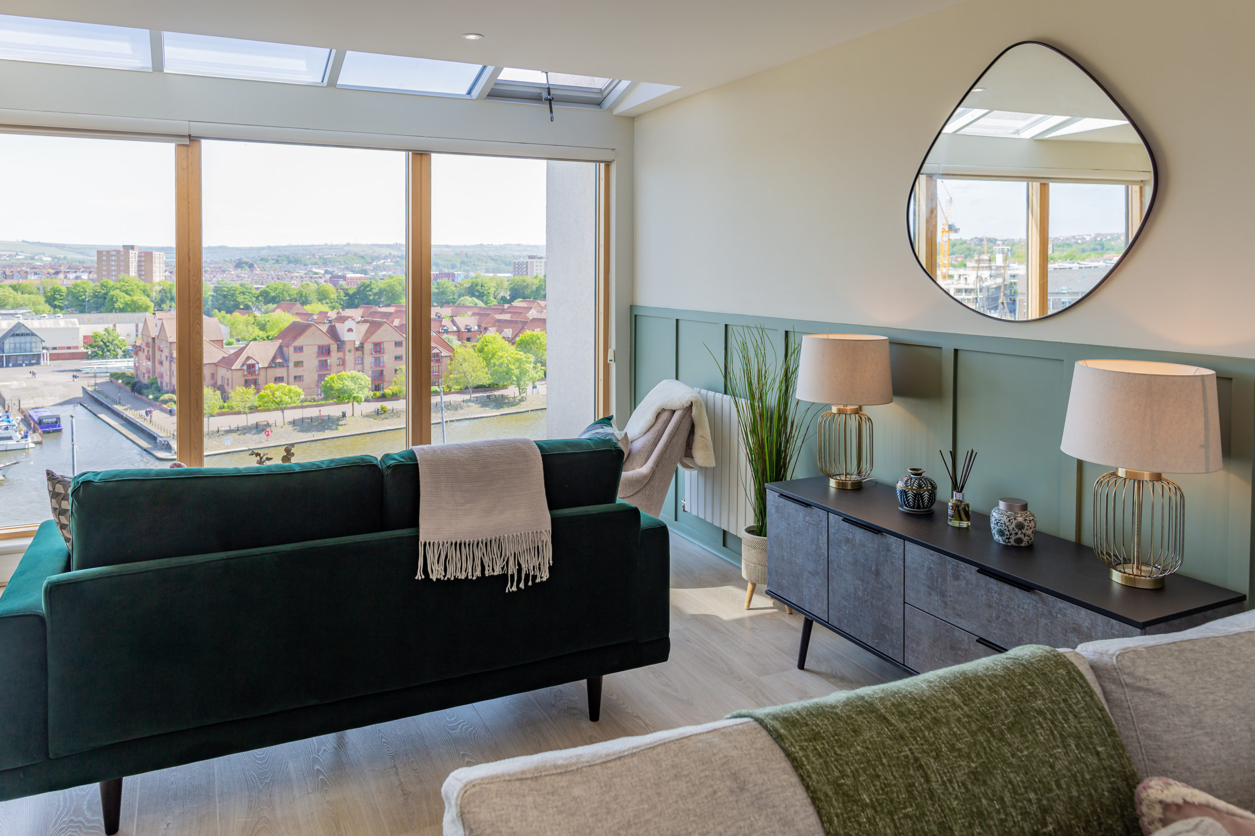 Old School Lane - Serviced Apartments in Bristol | Your Apartment