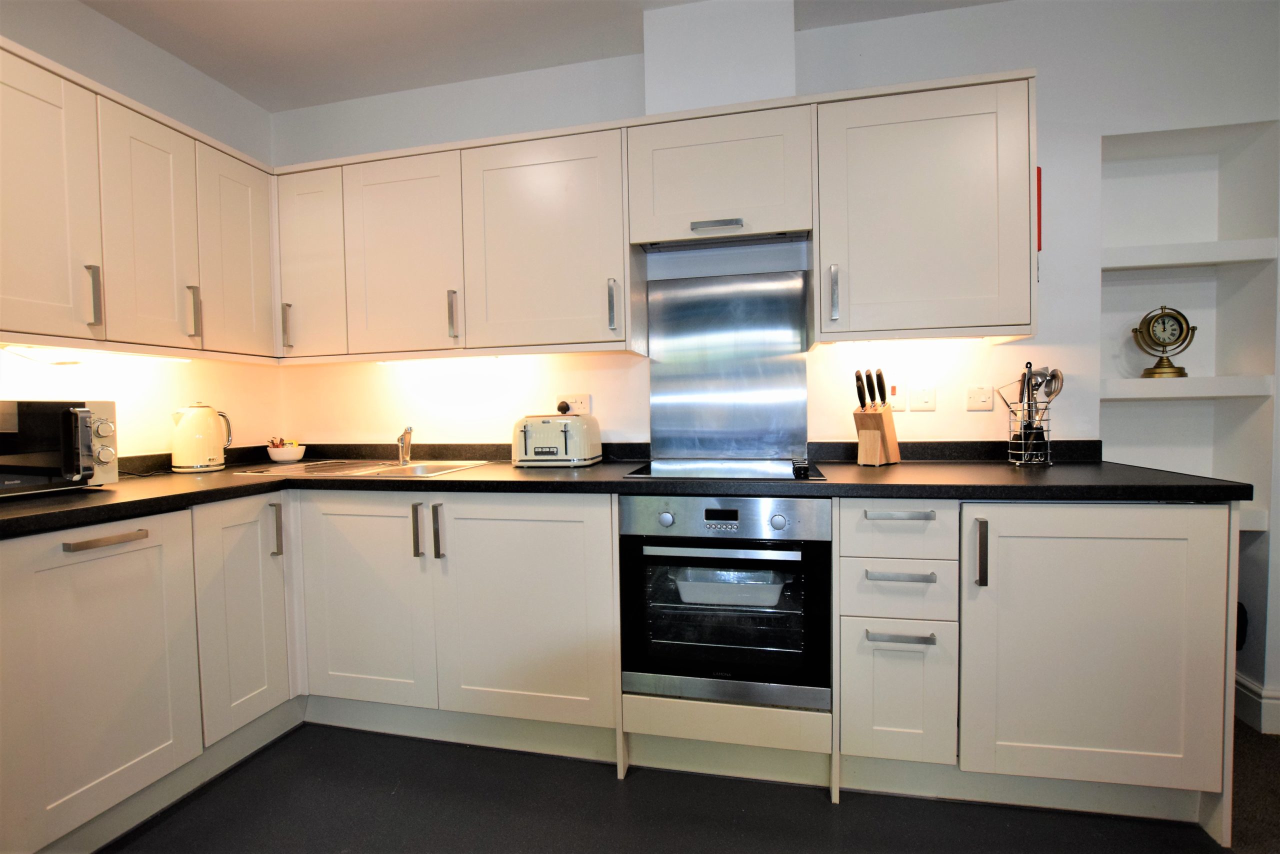 Berkeley Square No.8 - Serviced Apartment in Berkeley Square / Clifton - Your Apartment