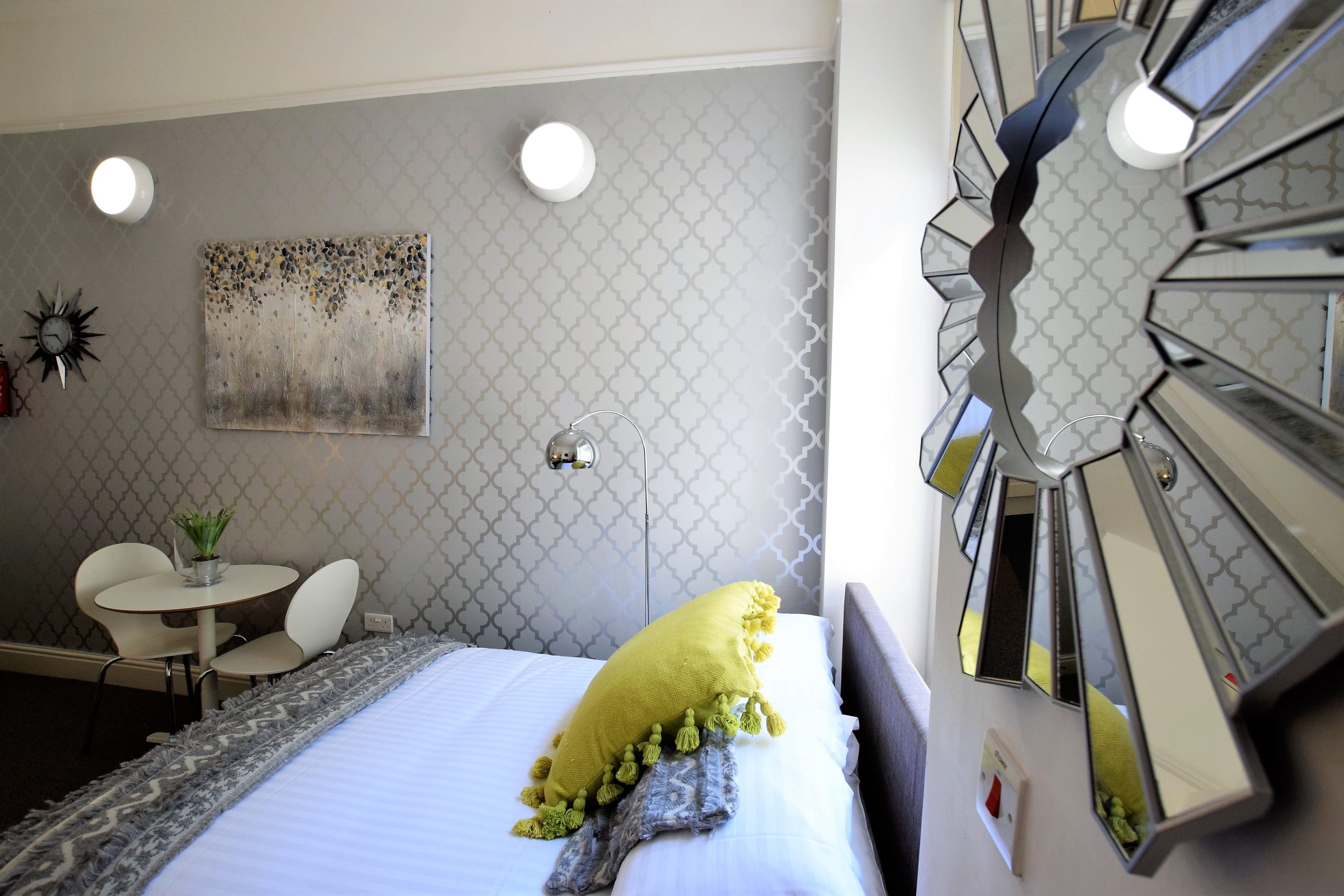 Berkeley Square No.7 - Serviced Apartment in Berkeley Square / Clifton - Your Apartment