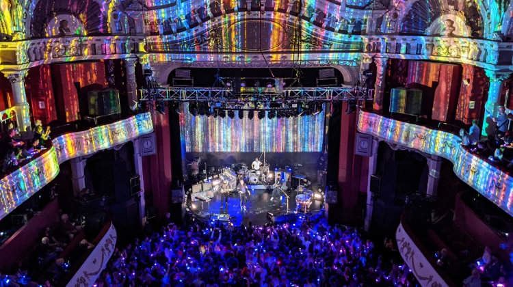 Coldplay at Shepherd\'s Bush Empire_Photo Credit Viynl Chapters